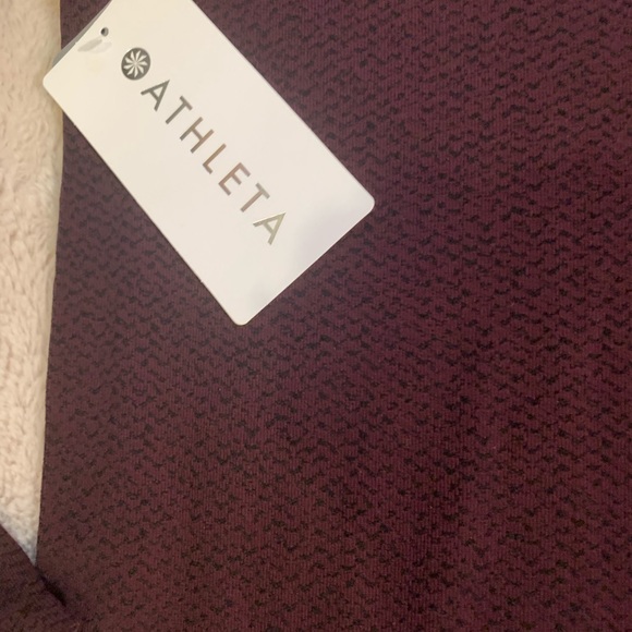 Athleta 🍁NWTs🍁Burgundy Flurry Peak Turtleneck - Picture 5 of 14